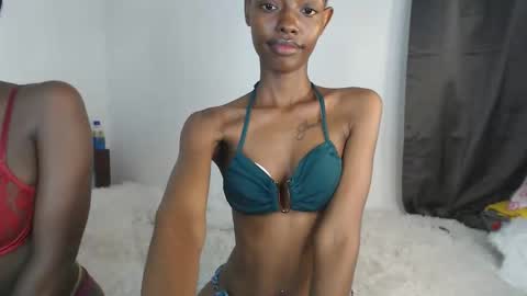 Snapshot of sexyzuriel chatting on May 9, 2026, 1:27 pm sexyzuriel online show from May 9, 2026, 1:27 pm