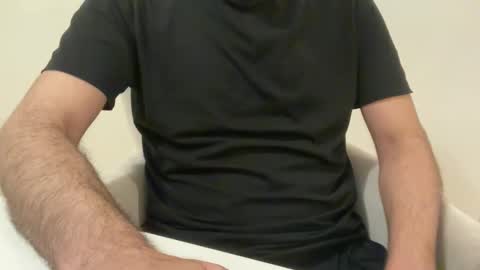 Snapshot of sezarca chatting on April 8, 2026, 5:35 pm trkn gc - ankara online show from April 8, 2026, 5:35 pm