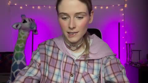 shadebabe online show from December 29, 2024, 4:59 am