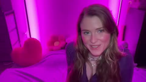 Snapshot of shadebabe chatting on May 24, 2026, 5:56 am shadebabe online show from May 24, 2026, 5:56 am