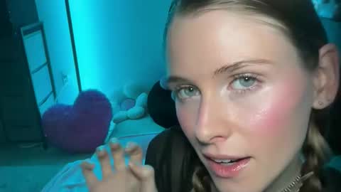 Snapshot of shadebabe chatting on May 30, 2026, 8:22 am shadebabe online show from May 30, 2026, 8:22 am