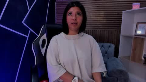 Snapshot of shaden_1 chatting on February 19, 2026, 9:49 am Liz online show from February 19, 2026, 9:49 am