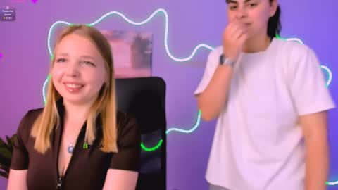 shadow_kiss online show from May 22, 2026, 8:32 am