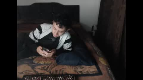 Snapshot of shadow_men_ chatting on July 14, 2026, 8:41 am james online show from July 14, 2026, 8:41 am