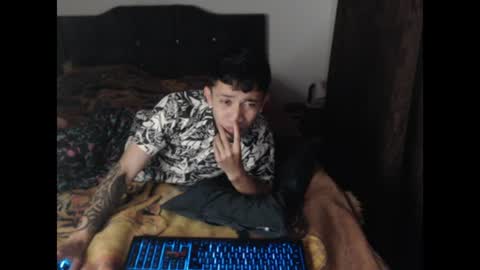 Snapshot of shadow_men_ chatting on July 18, 2026, 8:07 am james online show from July 18, 2026, 8:07 am