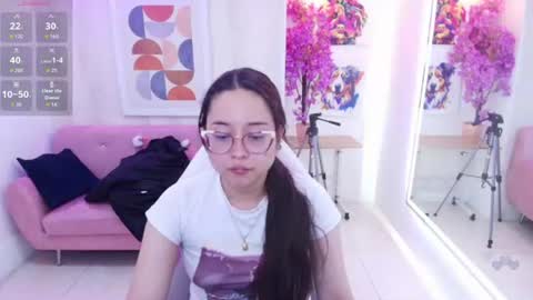 Snapshot of shady_bug chatting on July 19, 2026, 12:42 pm Shady online show from July 19, 2026, 12:42 pm
