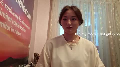 Lily online show from July 28, 2026, 3:32 pm