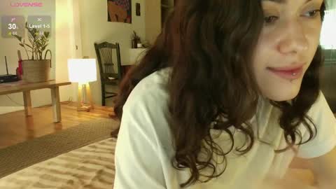 Snapshot of shamahasla chatting on May 28, 2026, 1:47 am Sade online show from May 28, 2026, 1:47 am