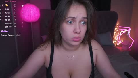 Snapshot of shame_lesss chatting on January 24, 2025, 2:08 pm Lessi online show from January 24, 2025, 2:08 pm