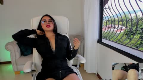 onlyfans shanabellucy online show from December 5, 2024, 10:12 pm