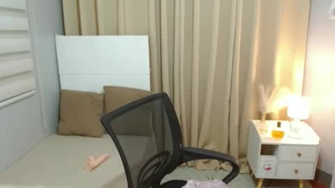 Snapshot of shanaiamiraclets chatting on January 19, 2026, 7:01 am miraclets online show from January 19, 2026, 7:01 am