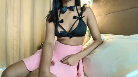 Shanaya Kappor online show from May 17, 2026, 5:38 am