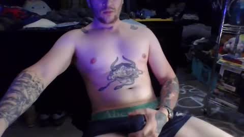 Snapshot of shane_eats chatting on May 27, 2026, 8:50 pm shane_eats online show from May 27, 2026, 8:50 pm