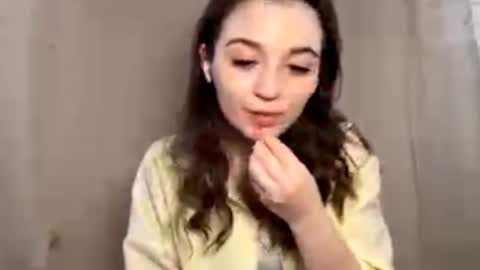 Snapshot of shanihillmer chatting on July 3, 2026, 9:16 am Lillian online show from July 3, 2026, 9:16 am