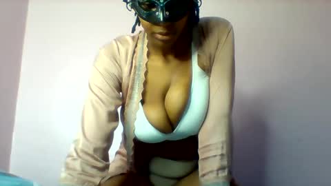 Snapshot of shanizzz chatting on March 3, 2026, 6:36 pm shanizz online show from March 3, 2026, 6:36 pm