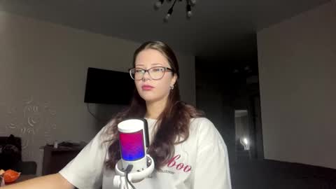 Lissa online show from October 23, 2025, 12:37 pm