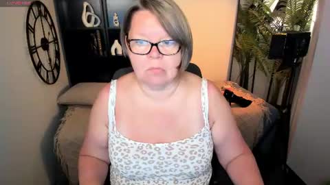 Shannon online show from June 21, 2026, 8:17 am