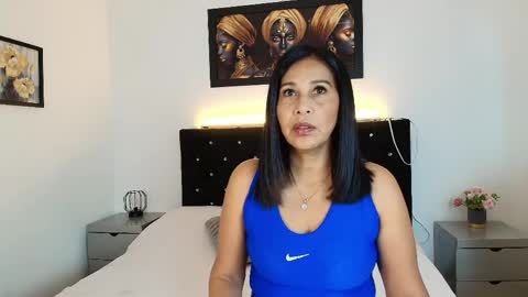Snapshot of shanon_mature_ chatting on May 18, 2026, 6:58 pm Shanon online show from May 18, 2026, 6:58 pm