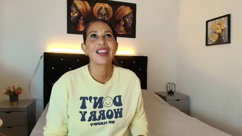 Snapshot of shanon_mature_ chatting on June 5, 2026, 7:08 pm Shanon online show from June 5, 2026, 7:08 pm