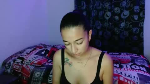 shantal_d03 online show from February 24, 2025, 3:33 am