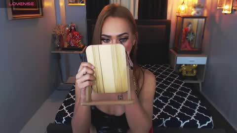 SHANTAL online show from January 17, 2025, 3:32 pm