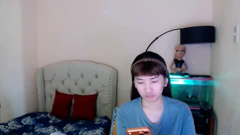 SHANTA FOX  s online show from April 2, 2026, 12:52 am