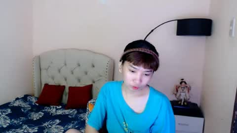 SHANTA FOX  s online show from July 23, 2026, 1:52 am