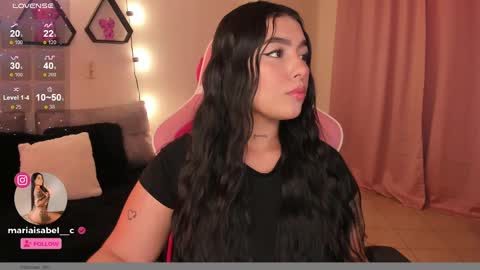 Snapshot of shantall_vidales chatting on January 26, 2025, 10:46 pm online show from January 26, 2025, 10:46 pm