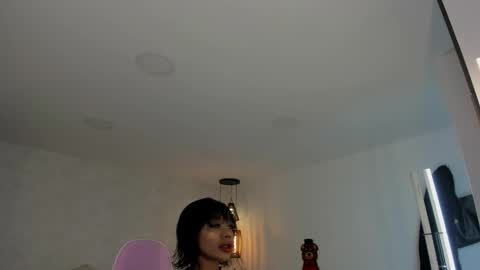 Snapshot of shantallknowless chatting on February 12, 2025, 12:55 pm ShantallKnowles online show from February 12, 2025, 12:55 pm