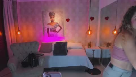 Shantal online show from February 25, 2026, 10:58 am