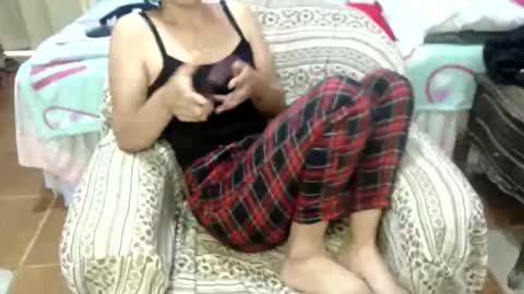 Snapshot of shanyflores5 chatting on April 23, 2026, 12:04 pm shanyflores5 online show from April 23, 2026, 12:04 pm