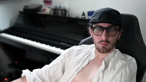 frenchy boy online show from April 19, 2026, 8:57 am