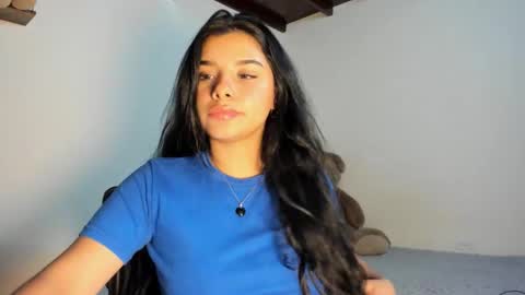 Snapshot of shara_jones chatting on September 11, 2025, 6:35 am Sara online show from September 11, 2025, 6:35 am