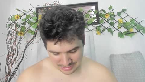 jhon deibyd online show from September 12, 2025, 10:43 pm