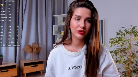 Sharlene online show from November 19, 2025, 11:10 am