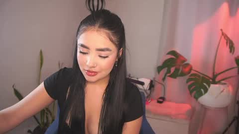 Snapshot of sharlotte_evanns chatting on May 30, 2026, 7:11 pm Sharlotte online show from May 30, 2026, 7:11 pm