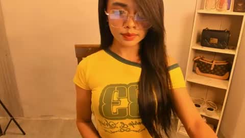 Snapshot of sharmainefvkyou chatting on July 20, 2026, 1:35 pm sharmainefvkyou online show from July 20, 2026, 1:35 pm