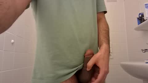 Snapshot of sharo_2000 chatting on February 15, 2026, 9:52 am Sharo snp sch asef15 online show from February 15, 2026, 9:52 am