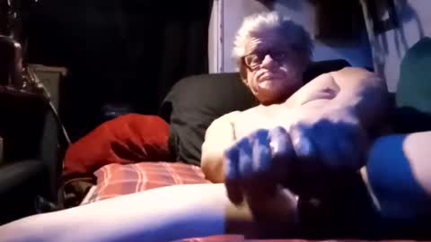 Snapshot of sharoc666 chatting on February 27, 2025, 9:11 am Shamroc online show from February 27, 2025, 9:11 am