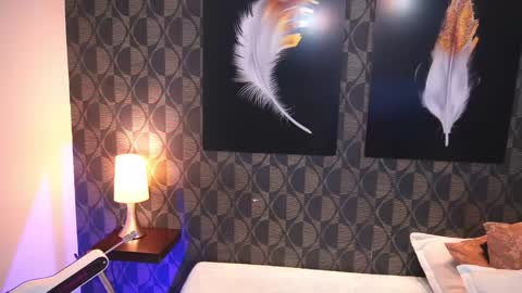 Sharom  online show from March 31, 2026, 4:51 pm