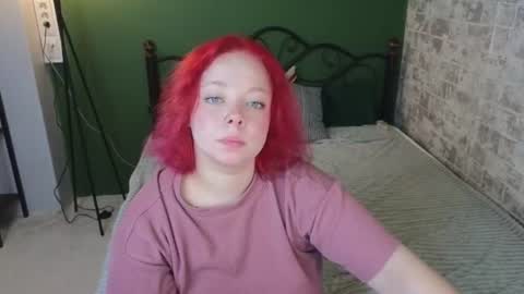 Snapshot of sharon_coxxx chatting on July 21, 2026, 7:00 am Sharon online show from July 21, 2026, 7:00 am