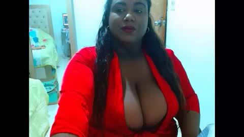 Snapshot of sharonevans1 chatting on November 18, 2025, 4:39 am sharonevans1 online show from November 18, 2025, 4:39 am