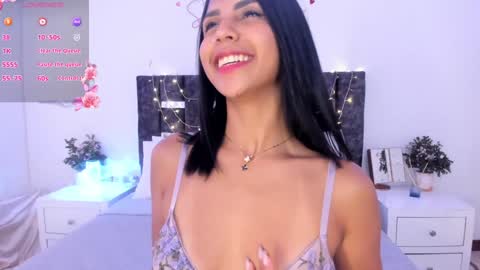 Snapshot of sharonmiller_2 chatting on January 12, 2025, 9:51 pm Sharon Independent model online show from January 12, 2025, 9:51 pm