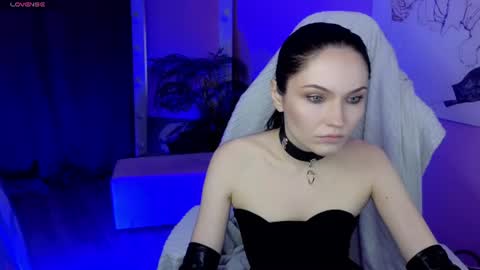 Snapshot of sharpsilence chatting on July 26, 2026, 6:10 am Mistress Silence online show from July 26, 2026, 6:10 am