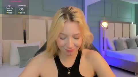 Shantall online show from January 22, 2025, 5:28 pm