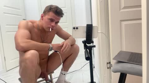 cumshoters online show from December 7, 2024, 9:39 am