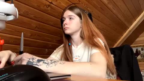 Snapshot of shavonflosi chatting on June 14, 2026, 4:25 am Maria online show from June 14, 2026, 4:25 am