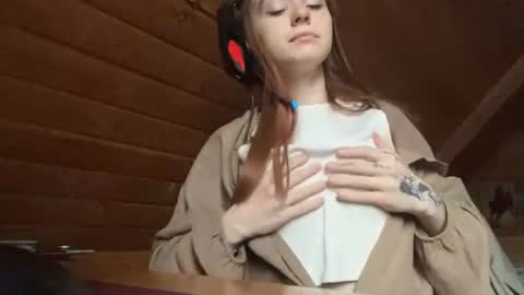 Snapshot of shavonflosi chatting on July 7, 2026, 7:23 am Maria online show from July 7, 2026, 7:23 am