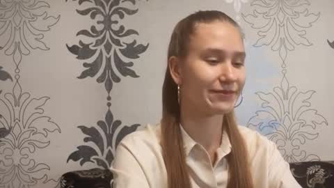 Mila Darling online show from December 21, 2025, 3:19 pm