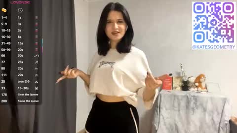 Snapshot of shawndanavin chatting on November 29, 2025, 3:37 pm May online show from November 29, 2025, 3:37 pm